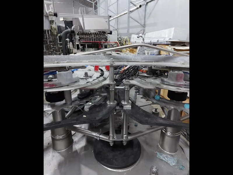 Photo #5 of Used filling Monoblock Simonazzi Eurostar 50-70-10k year 2006 18000 bph for CSD