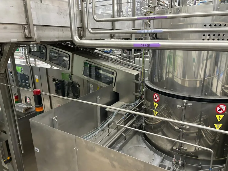 Photo #6 of Used Aseptic Fllling Line SIPA GEA for milk up to 48.000 bph