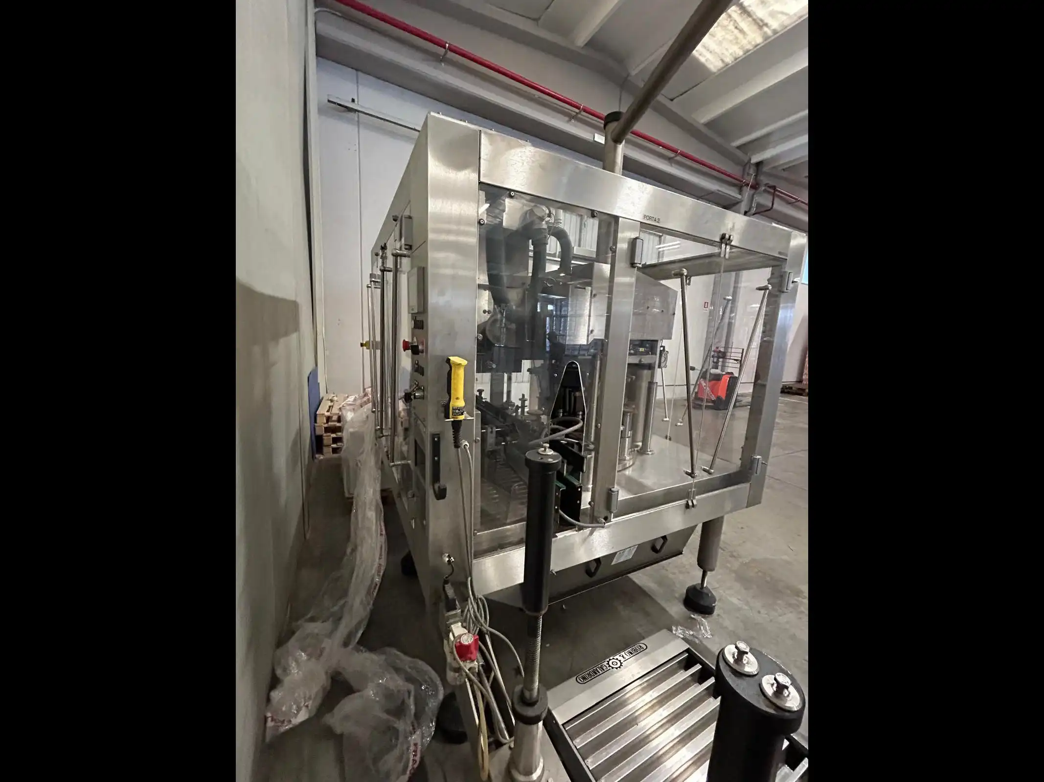 Photo #4 of Used Automatic Rotary Wirehooder Robino & Galandrino Rekord 14000 bph