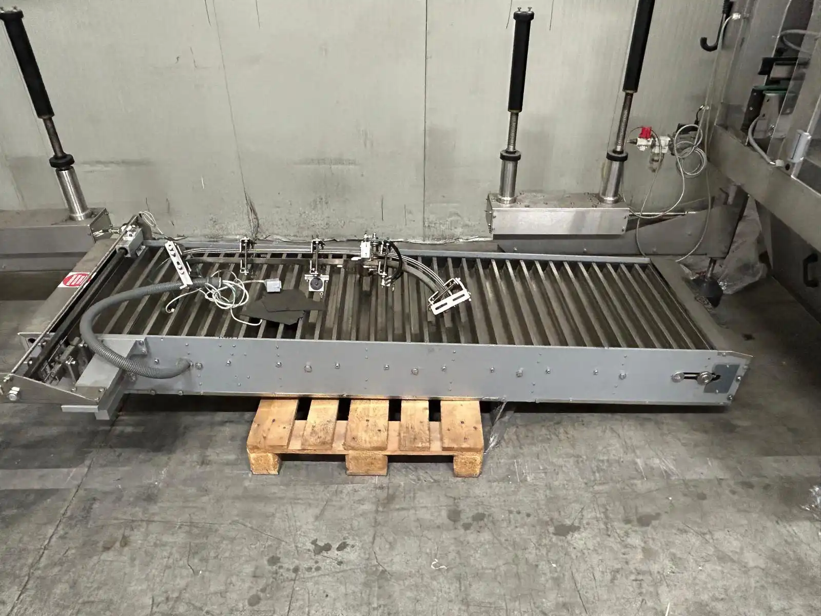 Photo #6 of Used Automatic Rotary Wirehooder Robino & Galandrino Rekord 14000 bph