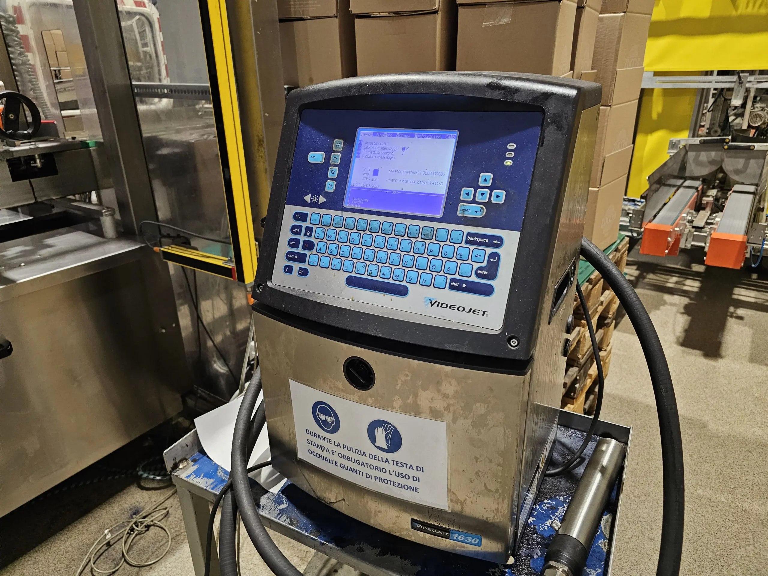 Photo #21 of Used Filling Monoblock + Labeler POLARIS for olive oil 1400 bph