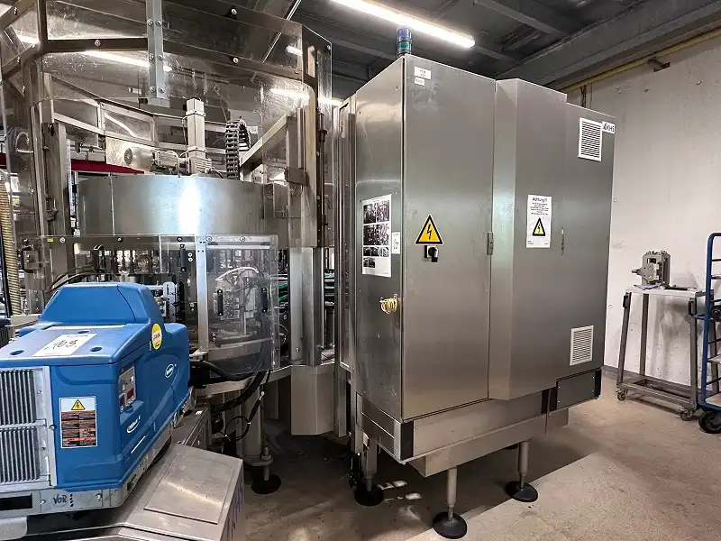 Photo #23 of Used aseptic isobaric bottling line KHS for PET 27000 bph