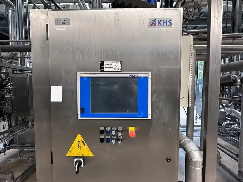 Photo #28 of Used aseptic isobaric bottling line KHS for PET 27000 bph