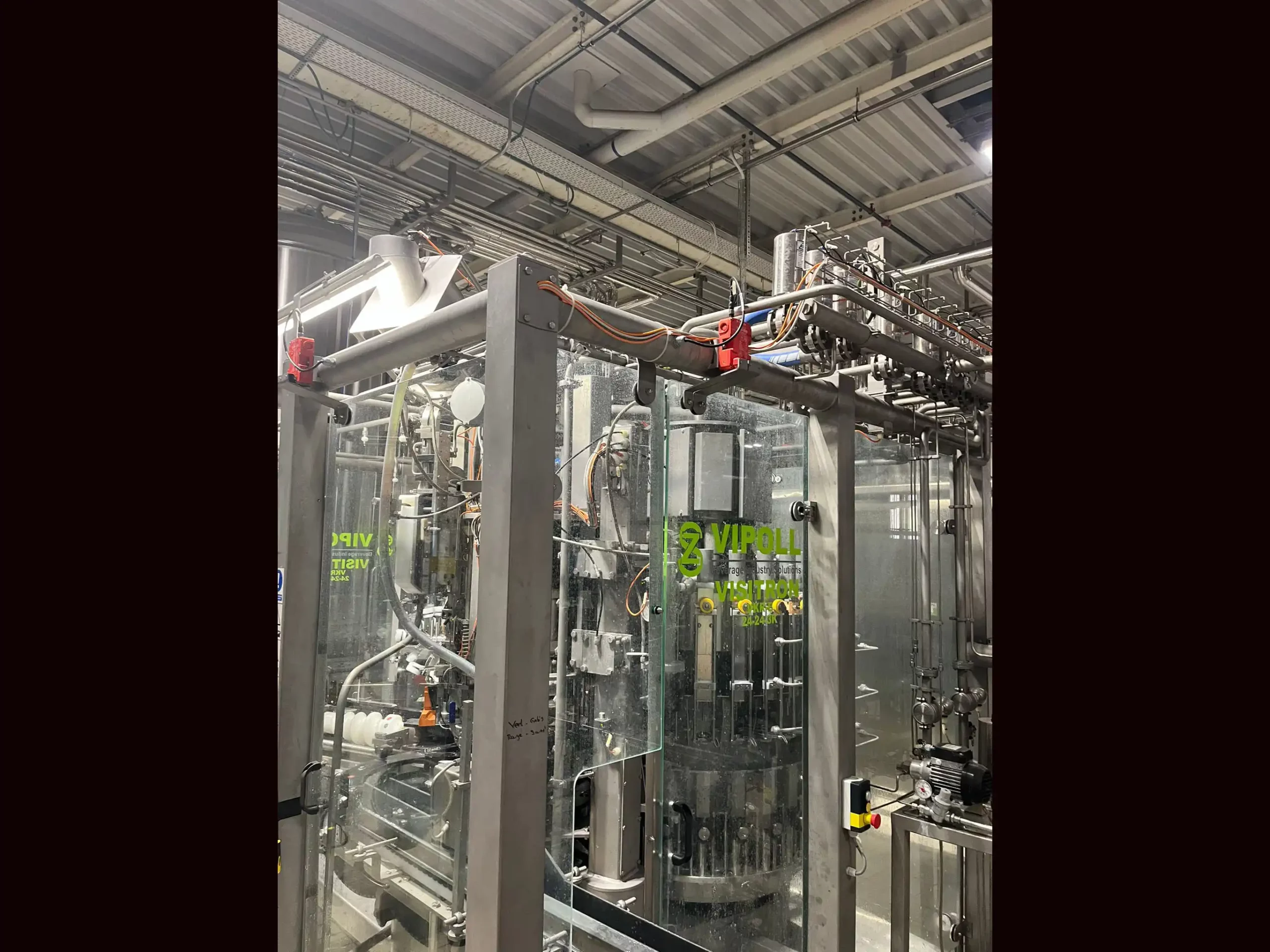 Photo #1 of Used Filling Monoblock VIPOLL Visitron 24/24/3k for beer 6000 bph