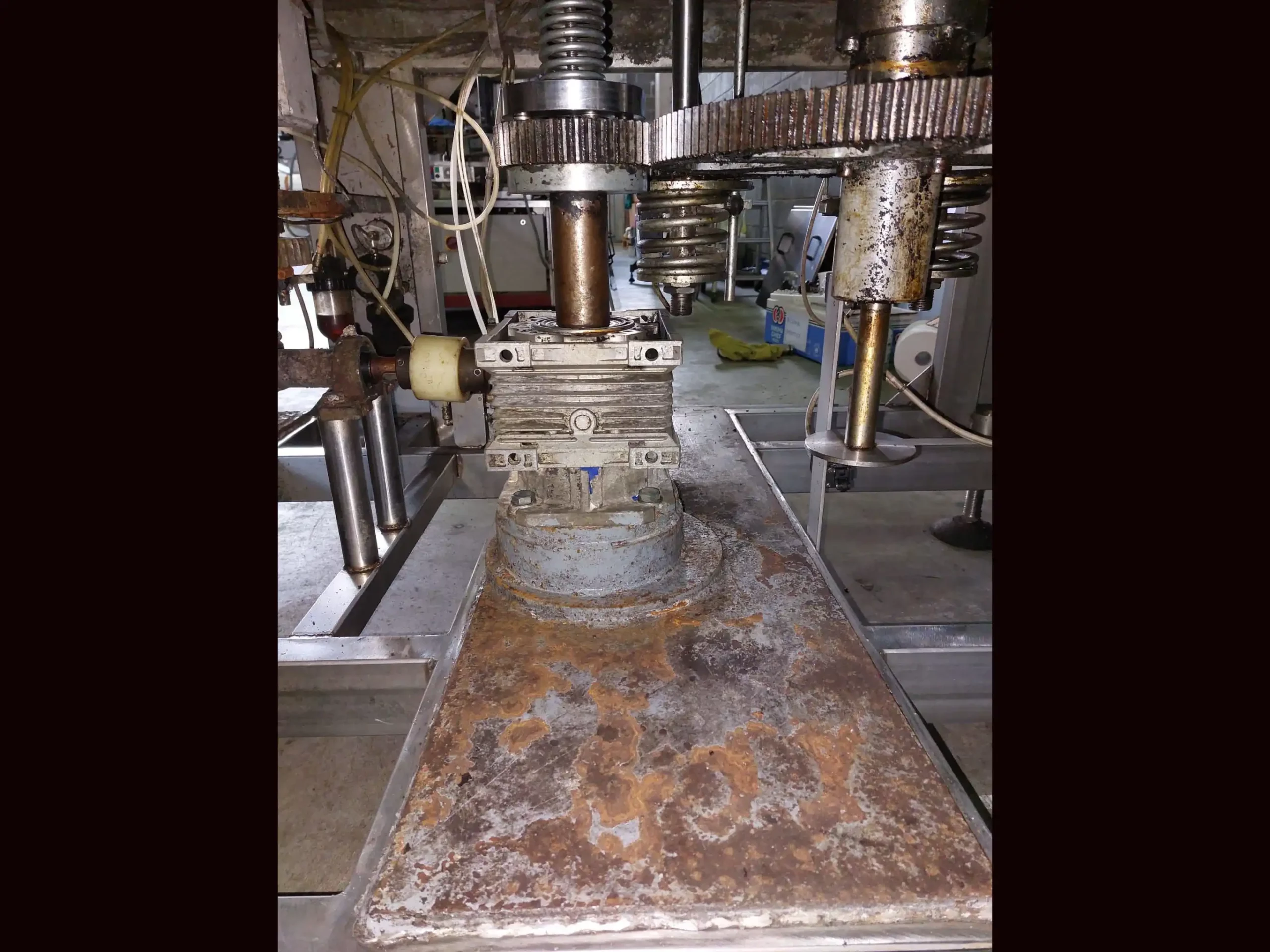 Photo #4 of Used Filling Monoblock CIMEC 6-6-1 1000 bph