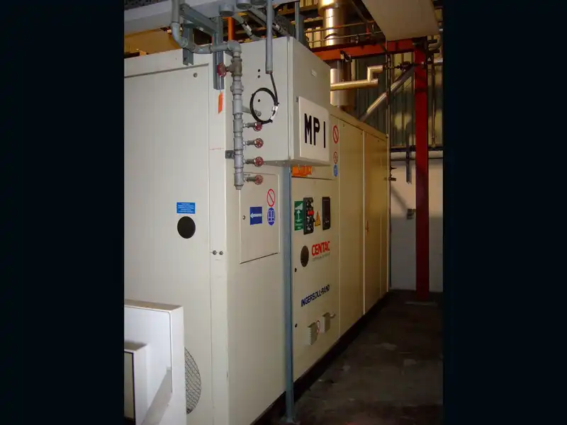 Photo #2 of Used Air Compressor Ingersoll-Rand CENTAC C100MX3-2SH 8.23 bar