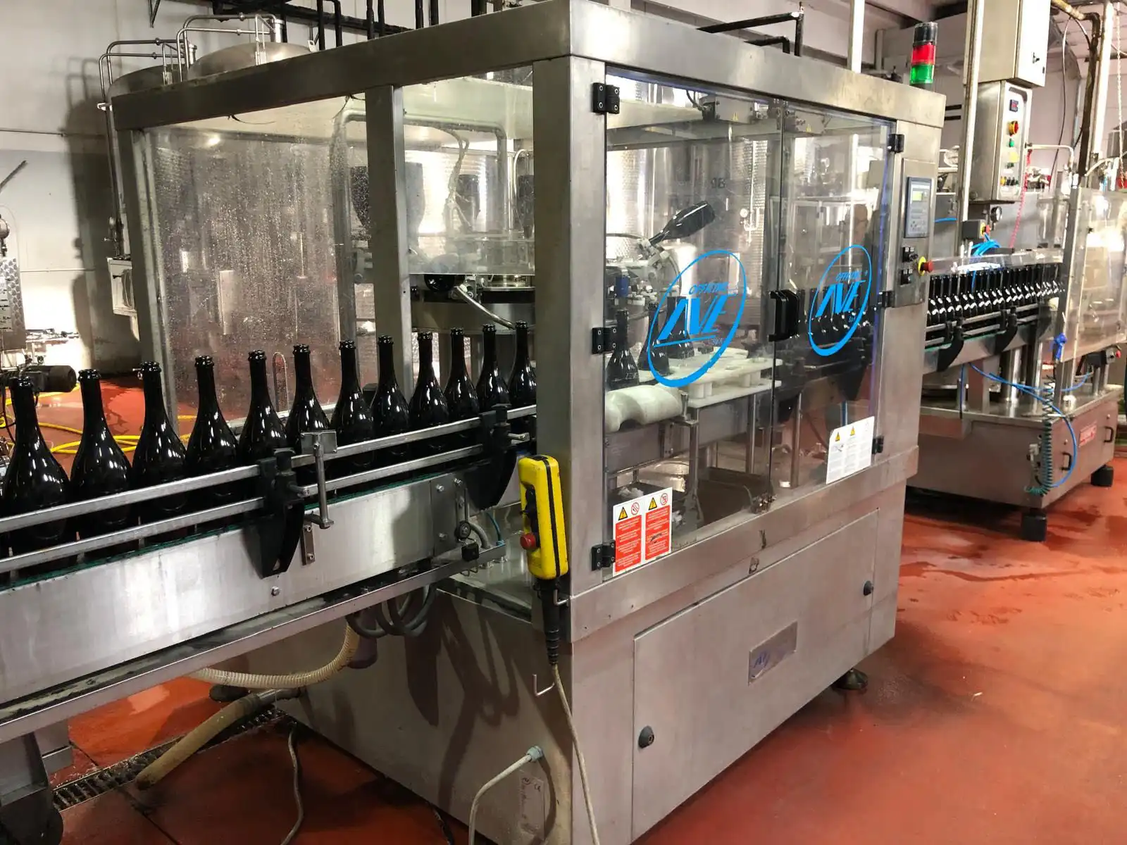 Photo #4 of Used Isobaric Filling Line for Sparkling Wine 3000 bph