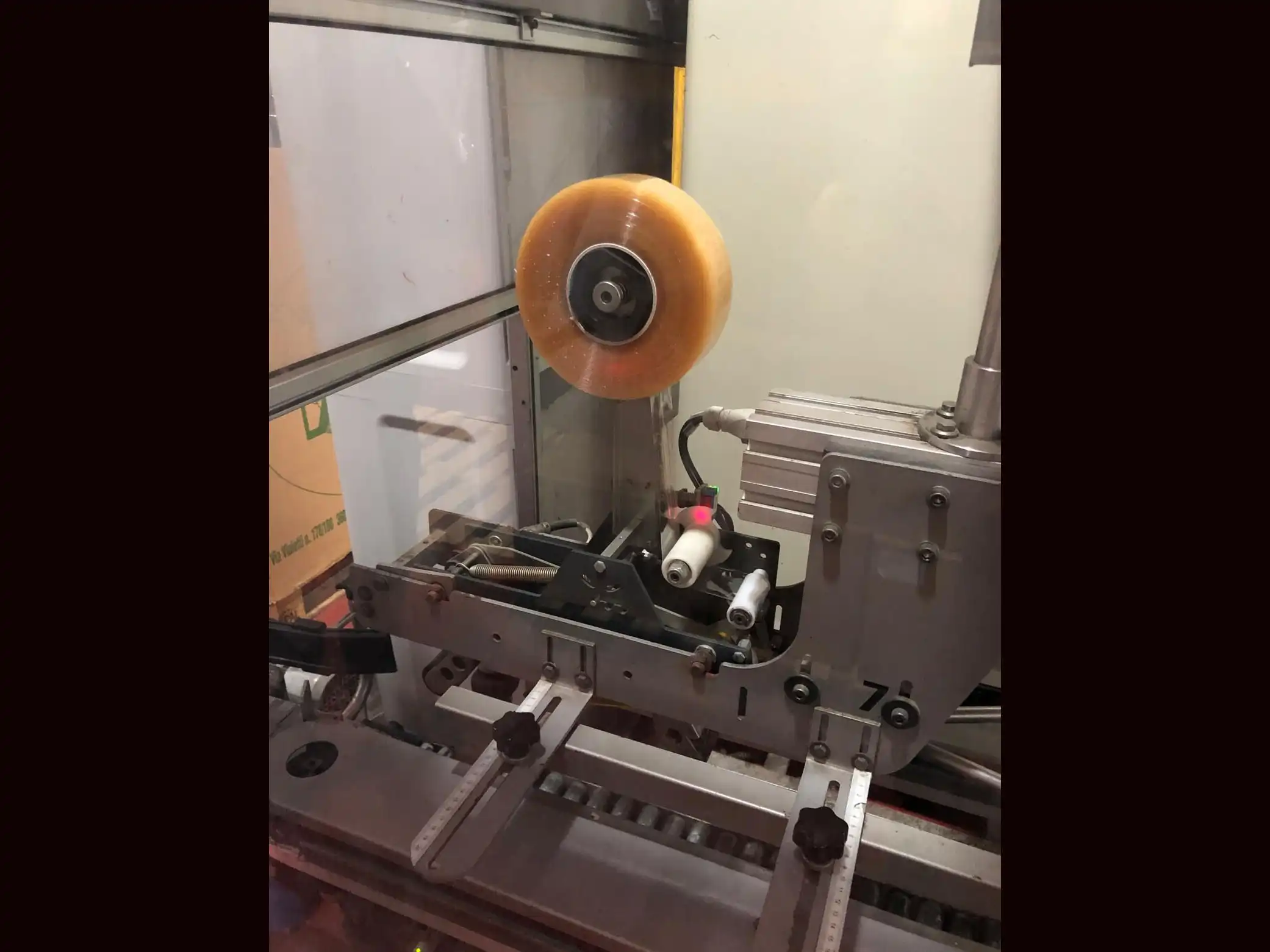 Photo #23 of Used Isobaric Filling Line for Sparkling Wine 3000 bph