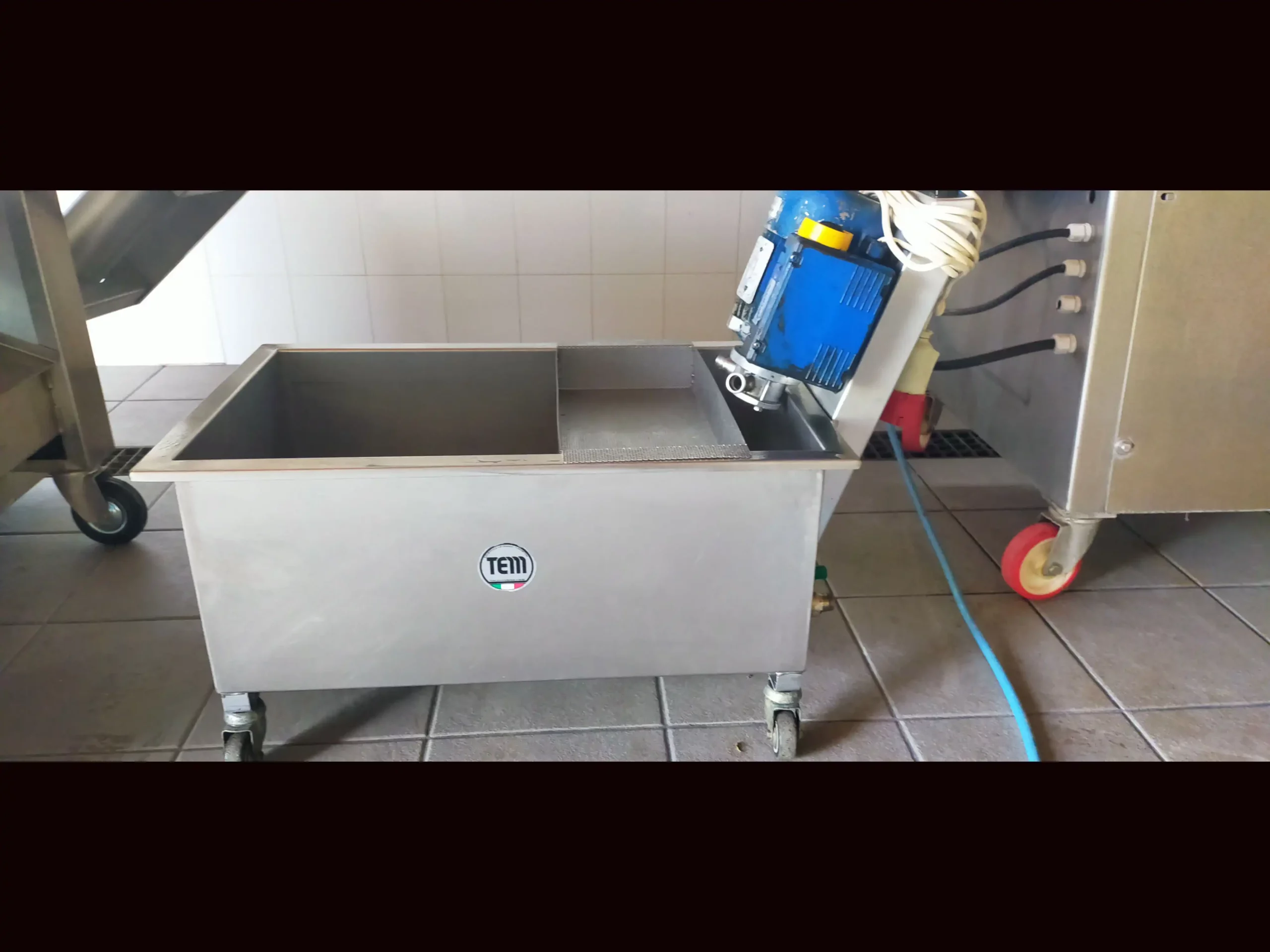 Photo #5 of Used Olive Oil Processing Line 350 kg-h