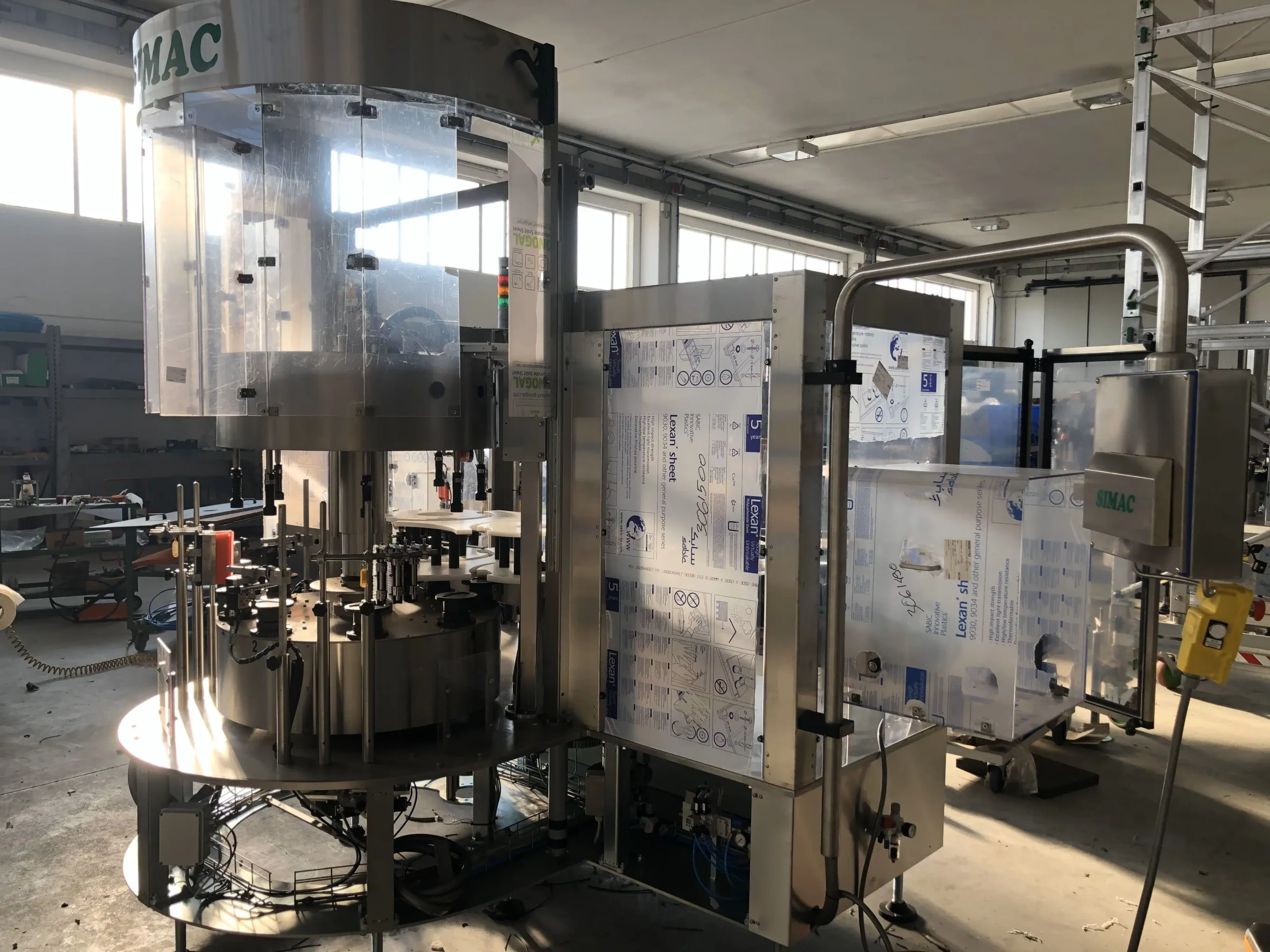 Photo #1 of Used Modular Labeling Machine SIMAC Sellers PP 770-8T 8000 bph