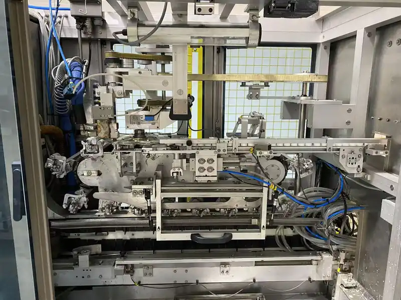 Photo #8 of Used Capping Machine Tetra Pak Helicap 23 6000 bph