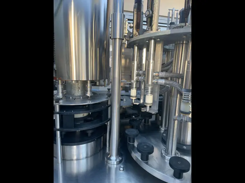 Photo #7 of Used filling monoblock SICMEA Cometa 12/5 4500 bph