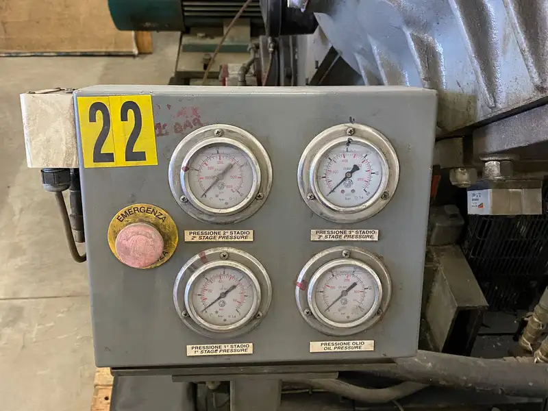 Photo #16 of Used revised Air Compressor CMC CWA11-800 40 bar