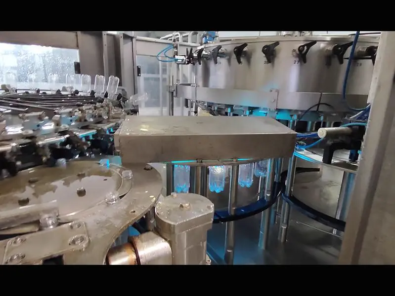 Photo #5 of Used filling monoblock CUSTOM ALPHA 32-32-8 11000 BPH