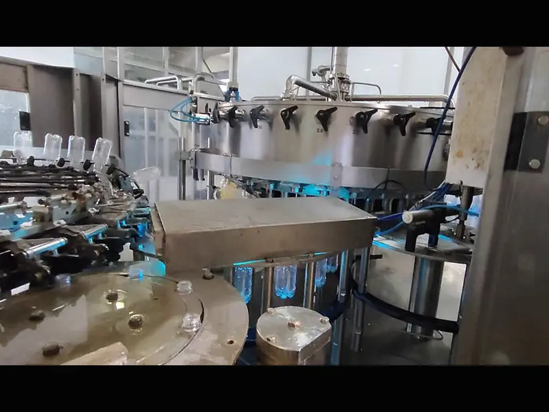 Photo #6 of Used filling monoblock CUSTOM ALPHA 32-32-8 11000 BPH