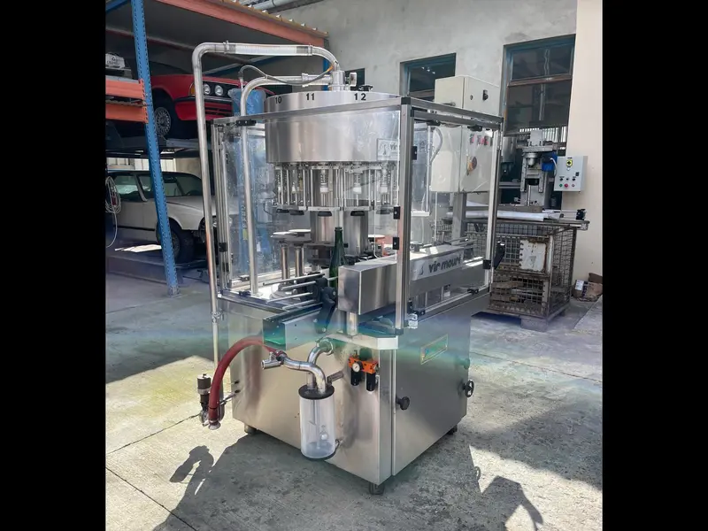 Photo #2 of Used filling machine VIRMAURI Pavonis 12 up to 1200 bph