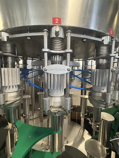 Photo #5 of Used filling monoblock Bertolaso Miniblock 12/12/1 2500 bph