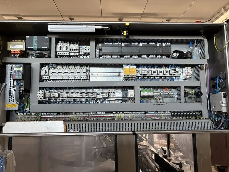 Photo #13 of Used filling monoblock Bertolaso Miniblock 12/12/1 2500 bph