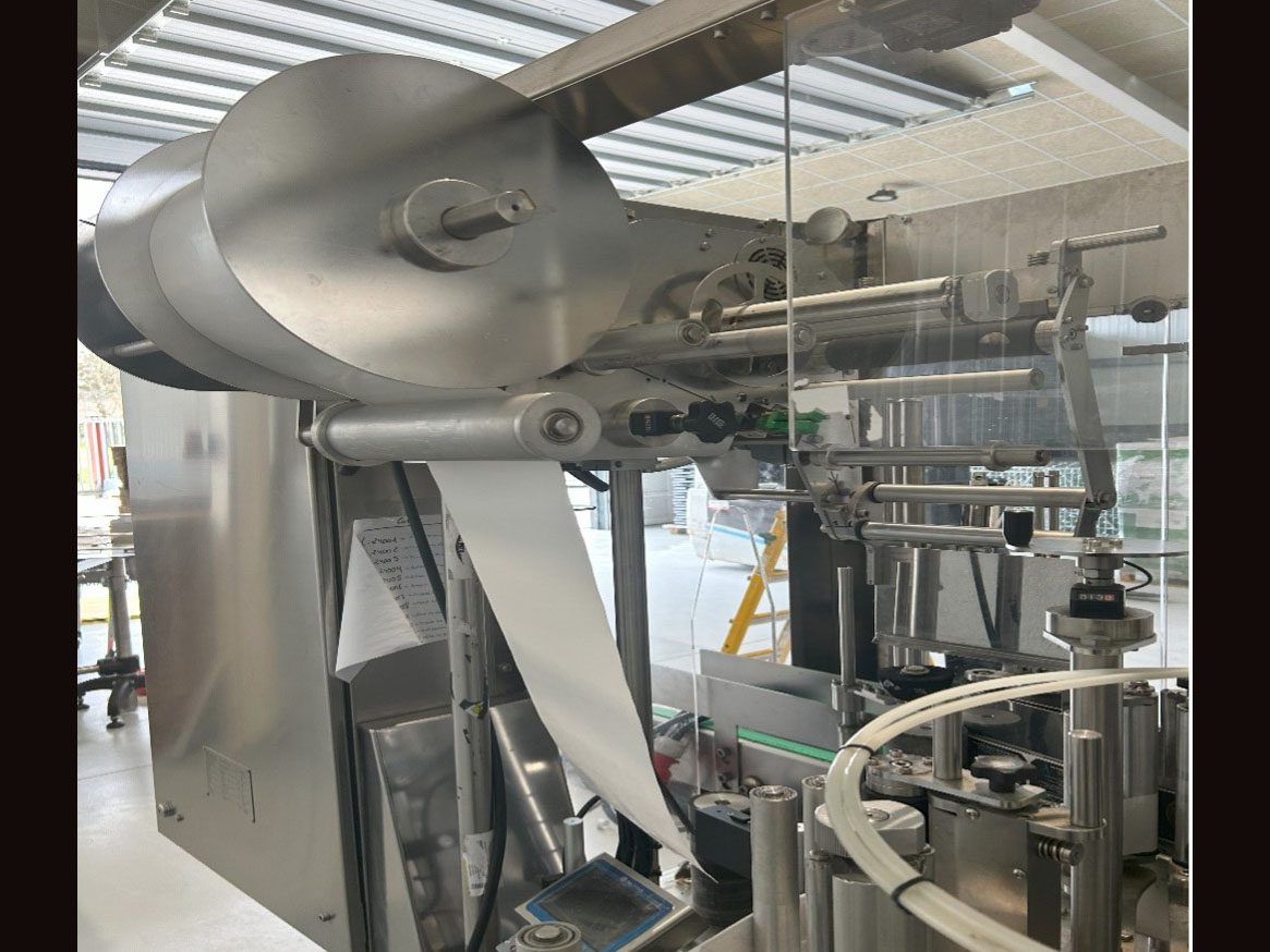 Photo #4 of Used Labeling Machine + capsuling machine GAI 6206CH-001 1200 bph