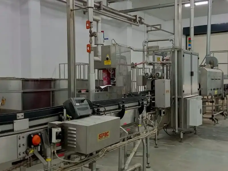 Photo #5 of Used Bottling Line HDPE for dairy products 7200 bph