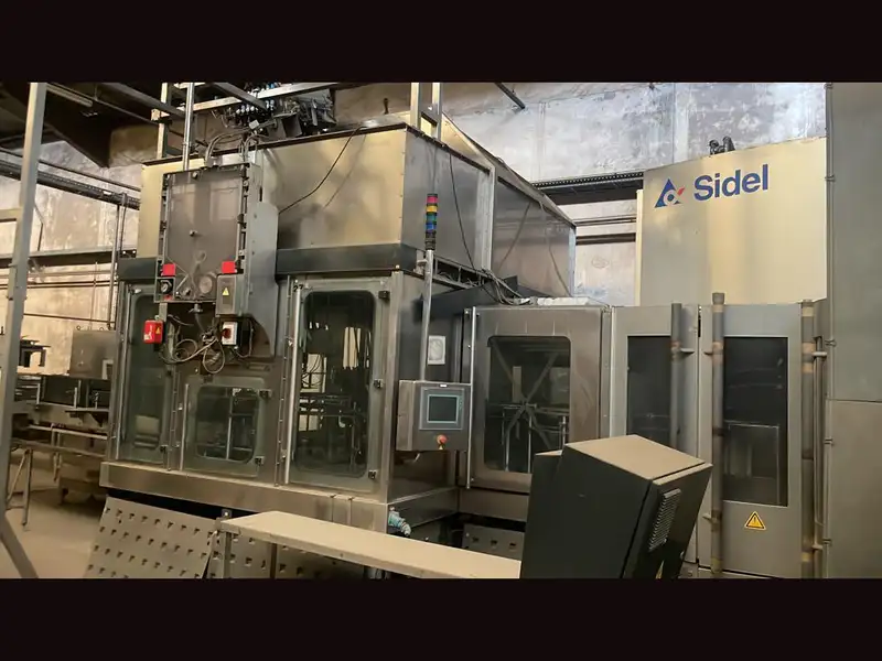 Photo #14 of Used Bottling Line SIDEL for still water 14400 bph