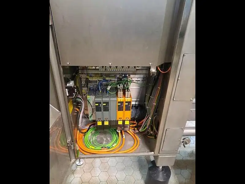 Photo #24 of Used Inspector KRONES Linatronic K735 year 2011