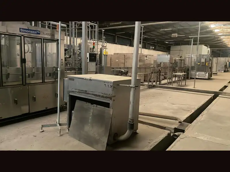 Photo #13 of Used complete isobaric bottling line for CSD 6400 bph