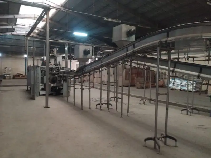 Photo #30 of Used complete isobaric bottling line for CSD 6400 bph