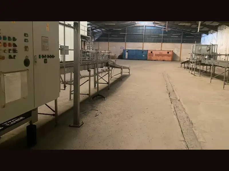 Photo #31 of Used complete isobaric bottling line for CSD 6400 bph