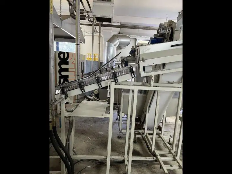 Photo #4 of Used Bottling Line for edible oil 6000 bph