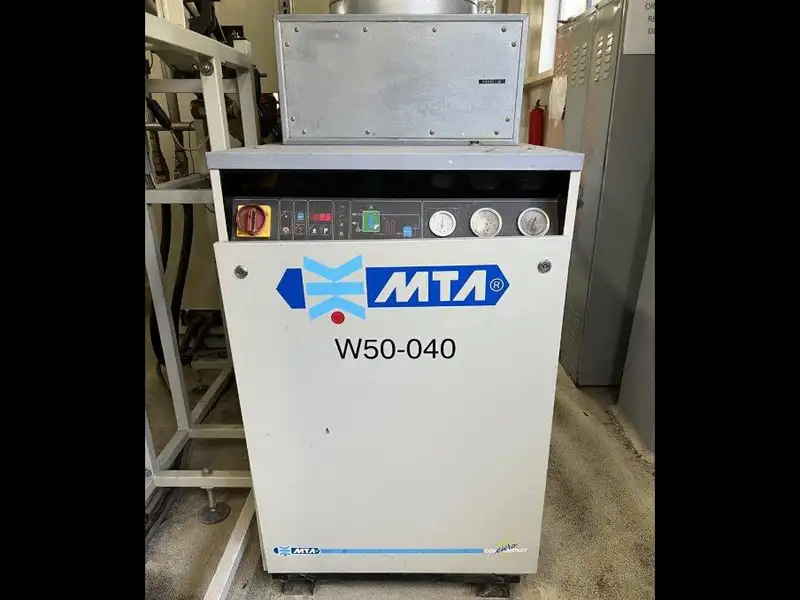 Photo #6 of Used Bottling Line for edible oil 6000 bph