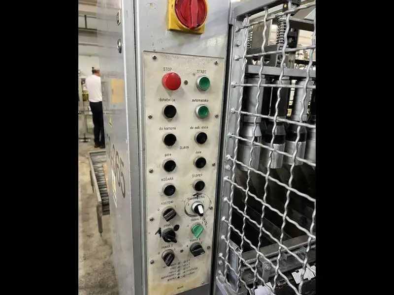 Photo #25 of Used Bottling Line for edible oil 6000 bph