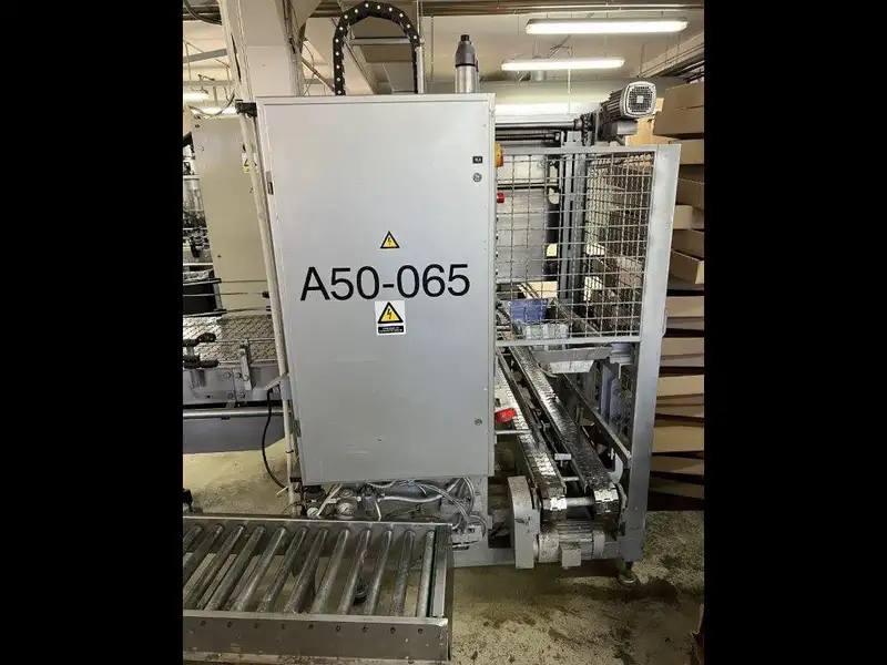 Photo #26 of Used Bottling Line for edible oil 6000 bph