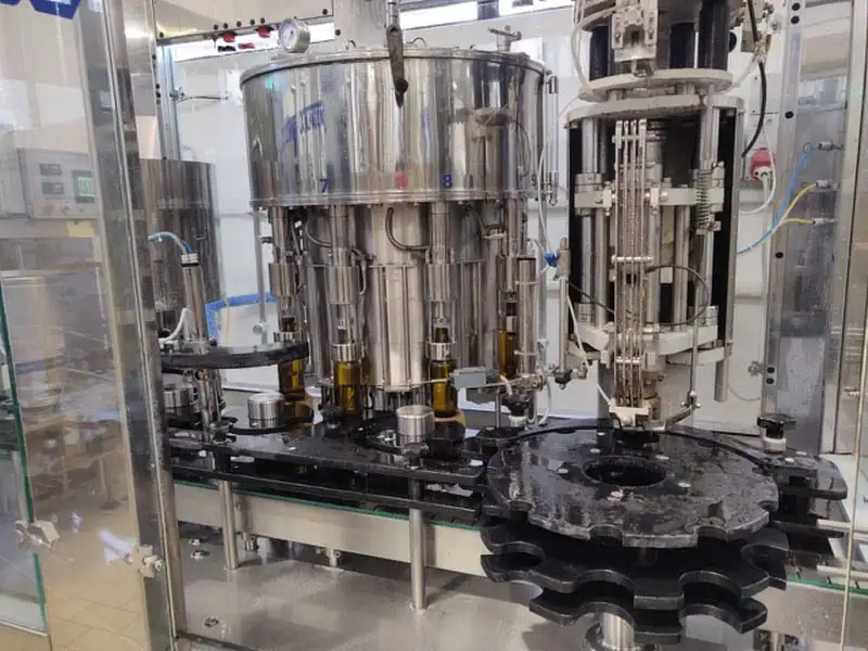 Photo #2 of Used Filling Monoblock ALFATEK Elvira for beer 2000 bph