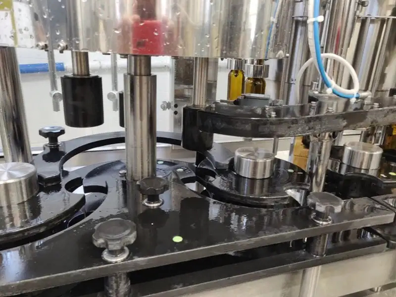 Photo #5 of Used Filling Monoblock ALFATEK Elvira for beer 2000 bph