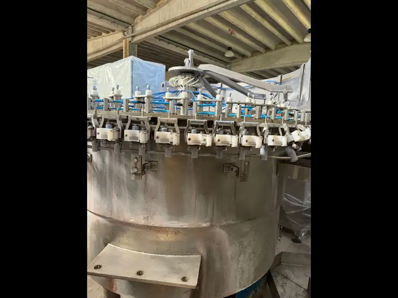 Photo #2 of Used Filling Monoblock Metalnova for still and sparkling water 12000 bph