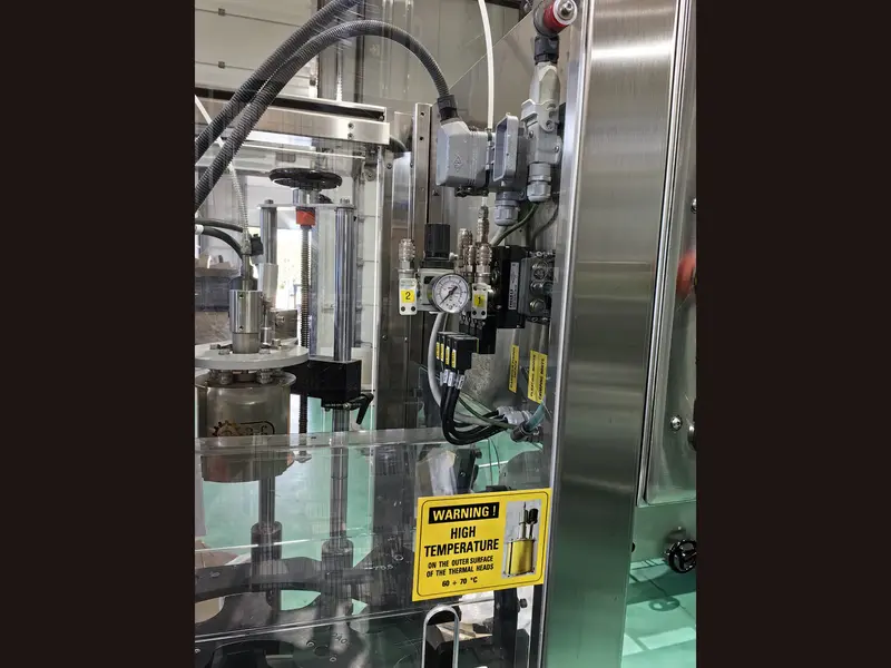 Photo #5 of Used capsuling machine Robino & Galandrino Minibloc year 2003 – 3000 bph