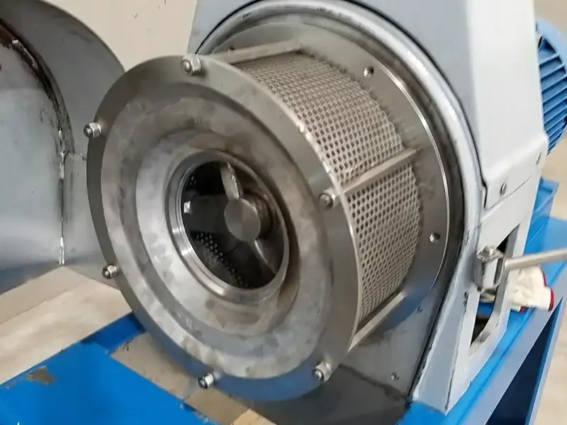 Photo #3 of Used Line for olive oil production PIERALISI 700 kg/h