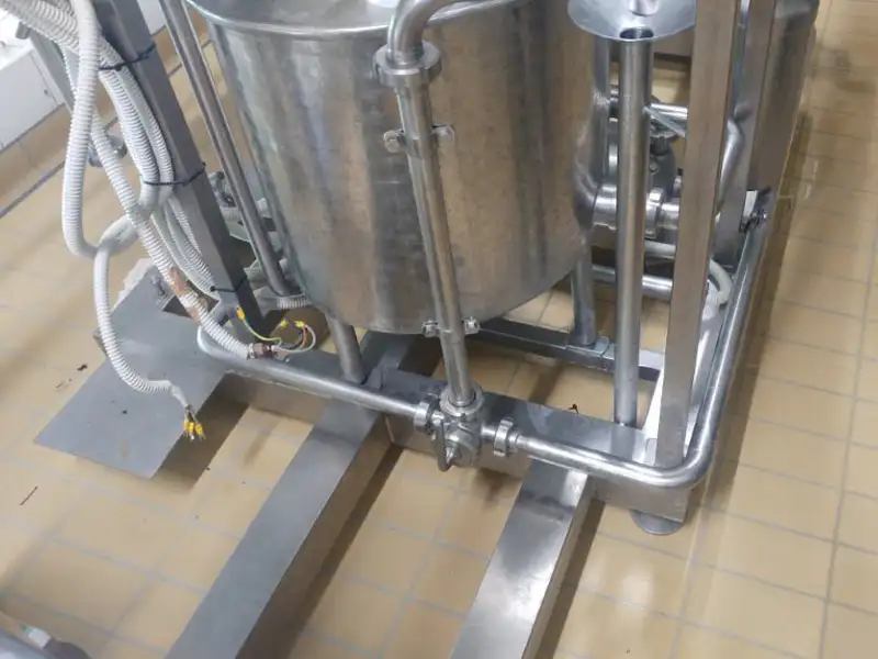 Photo #4 of Used Flow Pasteurizer with separator 2000 L/h