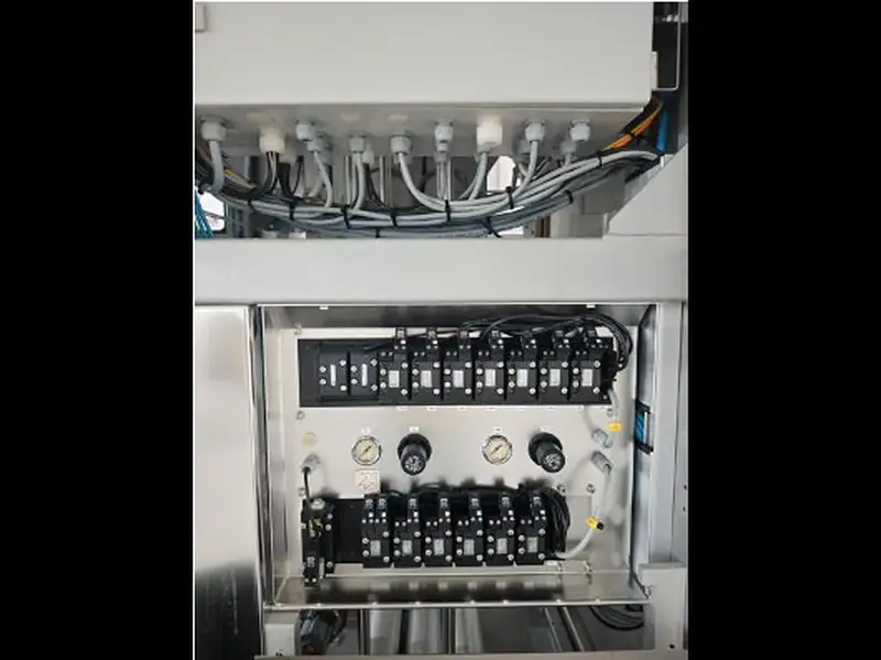 Photo #15 of Used aseptic filling line Tetra Pak A3 FLEX 1000SQ 7000 l/h