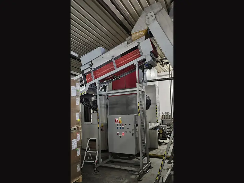 Photo #2 of Used bottling line Cortellazzi for CSD in PET bottles – 8000 bph