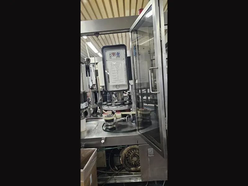 Photo #30 of Used bottling line Cortellazzi for CSD in PET bottles – 8000 bph