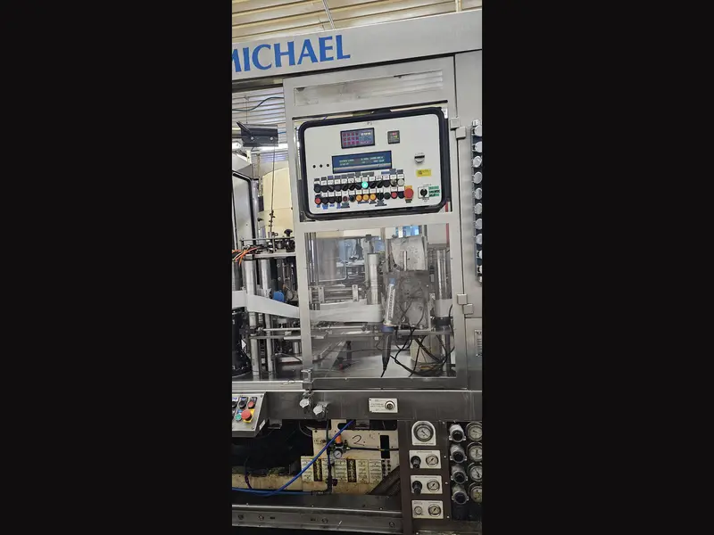 Photo #33 of Used bottling line Cortellazzi for CSD in PET bottles – 8000 bph