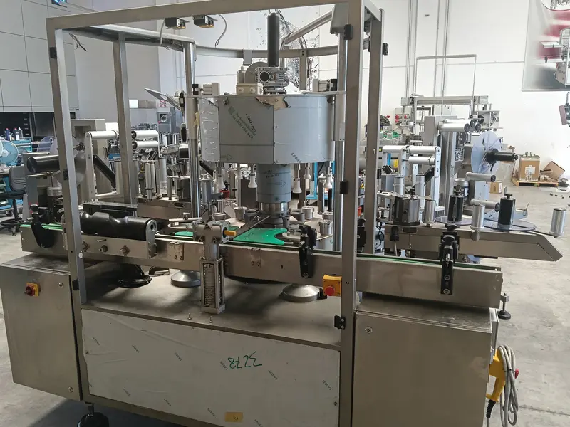 Photo #2 of Used labeling machine AXTRA 720-H9SA4 up to 8000 bph