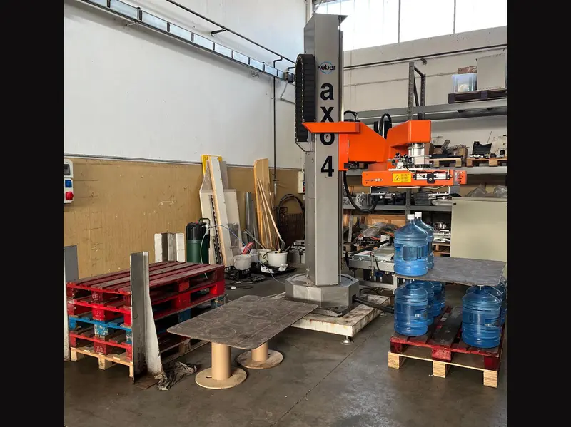 Photo #2 of Used palettizer KEBER AXO4  700 bph