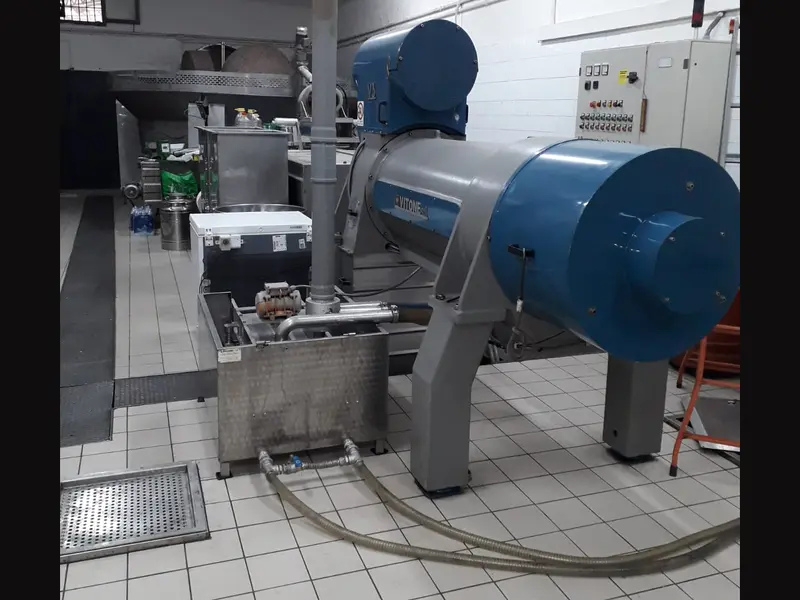 Photo #5 of Used olive oil processing line VITONE V3 3000 kg/hr