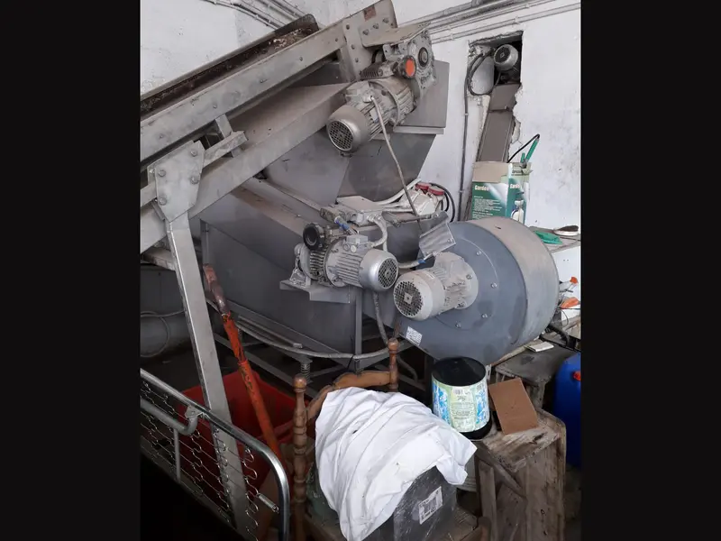 Photo #9 of Used olive oil processing line VITONE V3 3000 kg/hr