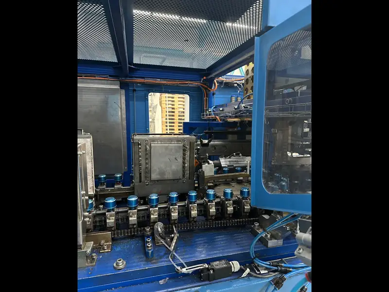 Photo #4 of Used Blow Molding Machine Terekas up to 5L 1000 bph