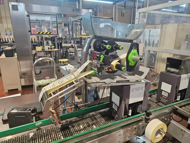 Photo #26 of Used Isobaric Complete Bottling Line for Still and Sparkling Wine up to 4500 bph