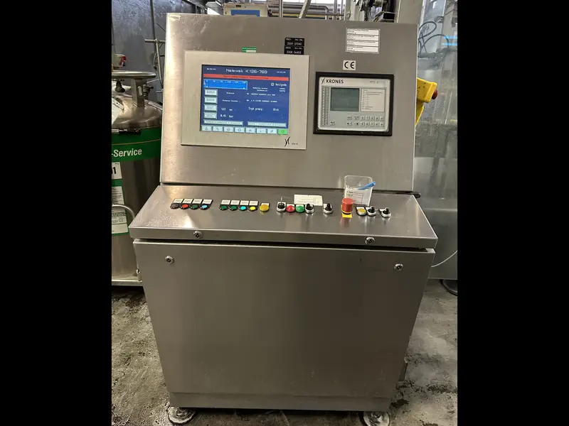 Photo #4 of Used PET Krones complete bottling line CSD Sparkling water 16000 bph 1.5 L